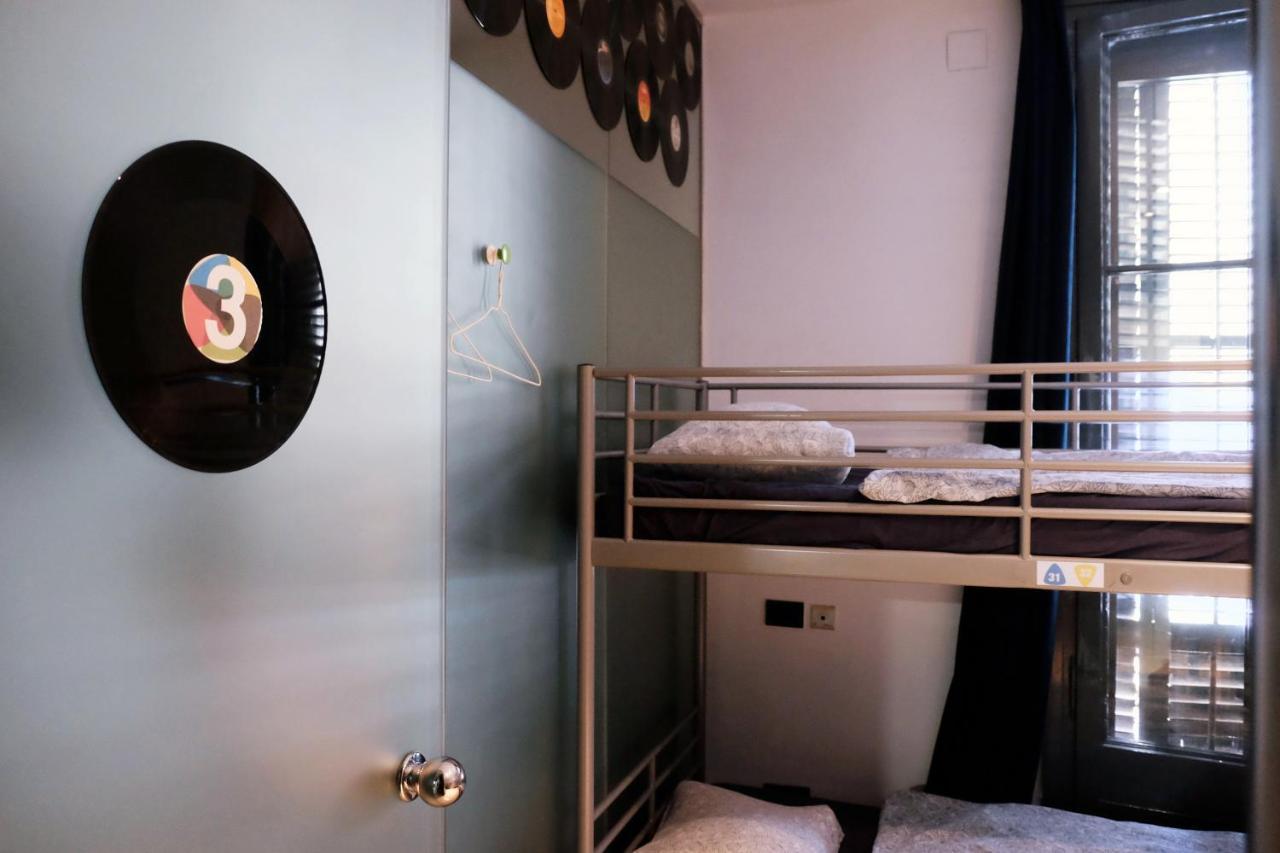 Alternative Creative Youth Hostel Барселона Стая снимка