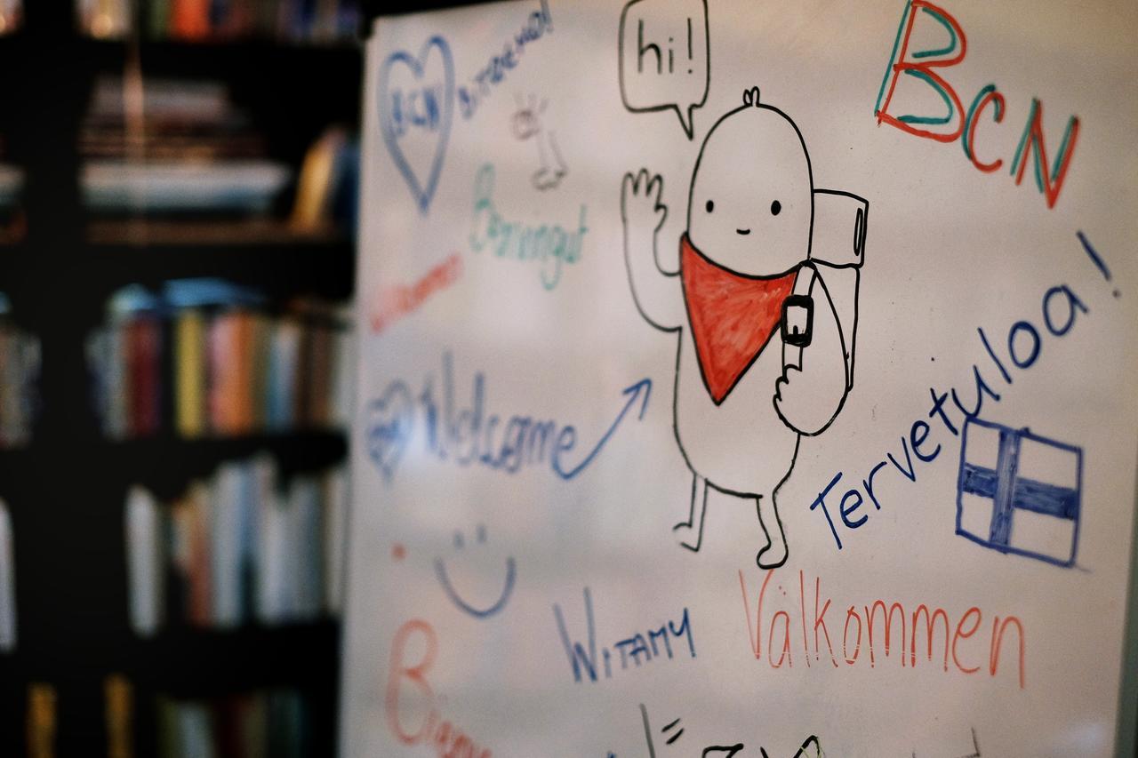 Alternative Creative Youth Hostel Барселона Екстериор снимка