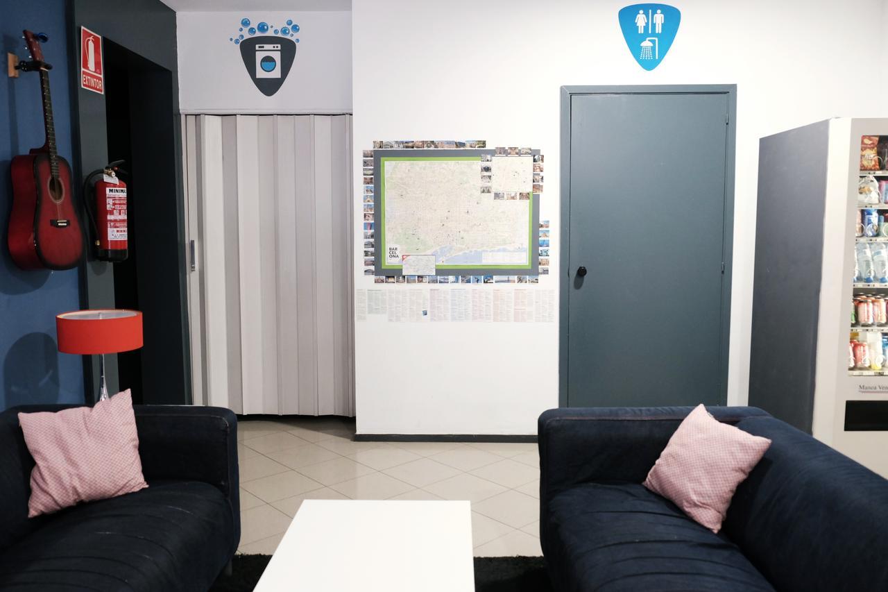 Alternative Creative Youth Hostel Барселона Екстериор снимка